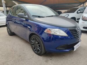 Lancia Ypsilon Momo Design